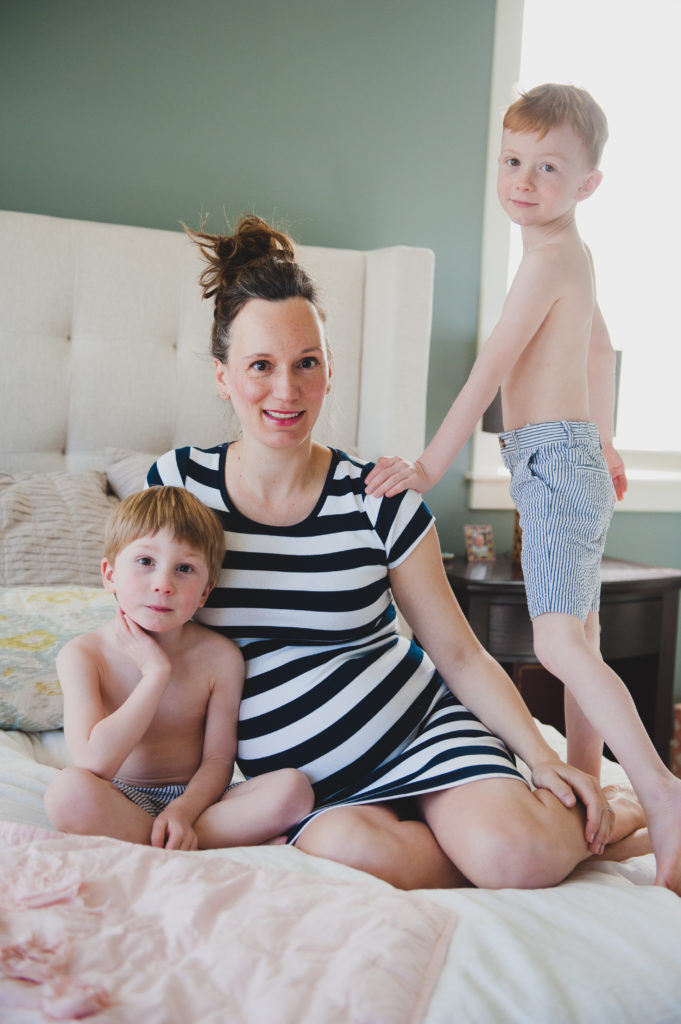 Maternity portraits with young kids | In-home session photographed by Tacoma maternity photographed Amanda Howse