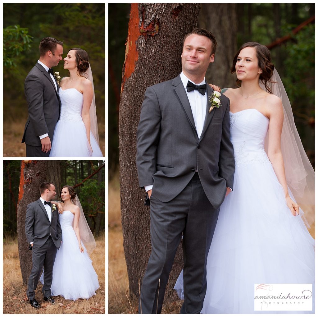 Pose ideas for outdoor bride and groom portraits | Photographed by Tacoma Wedding Photographer Amanda Howse