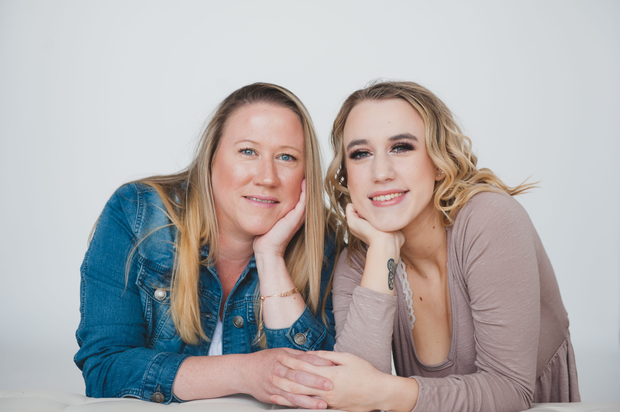 Tacoma Mother Daughter Portrait Sessions | Studio 253, the Best Tacoma Portrait Studio | Photographed by Tacoma Family Photographer Amanda Howse