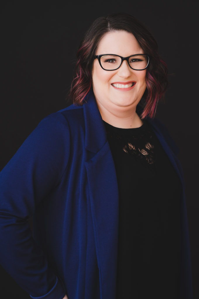 How to Style Professional Headshots for Female Entrepreneurs | Branding and Headshots for Tacoma Boss Babes | Amanda Howse Photography