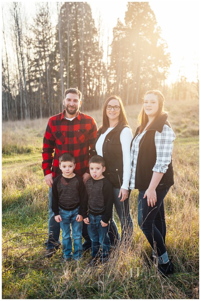 Family Portraits with Golden Light | Photographed by the Best Tacoma Family Photographer Amanda Howse Photography
