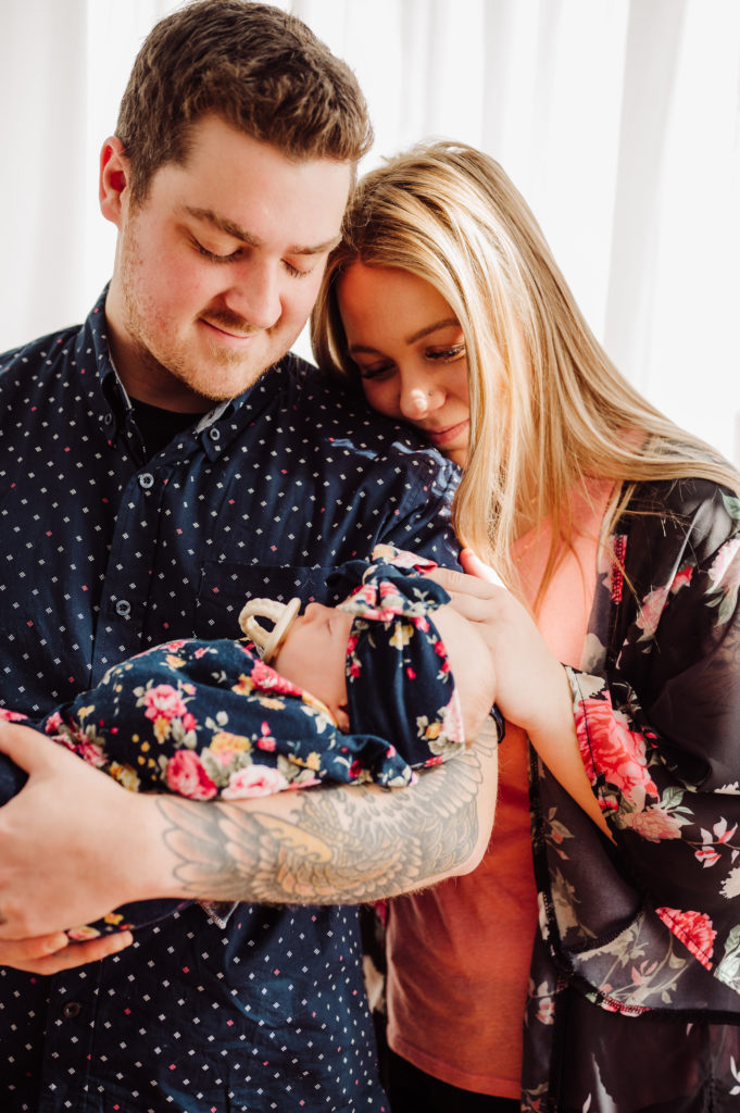 Newborn Portraits with Parents | Lifestyle Portraits for Families | Photographed by the Best Tacoma Photographer Amanda Howse Photography