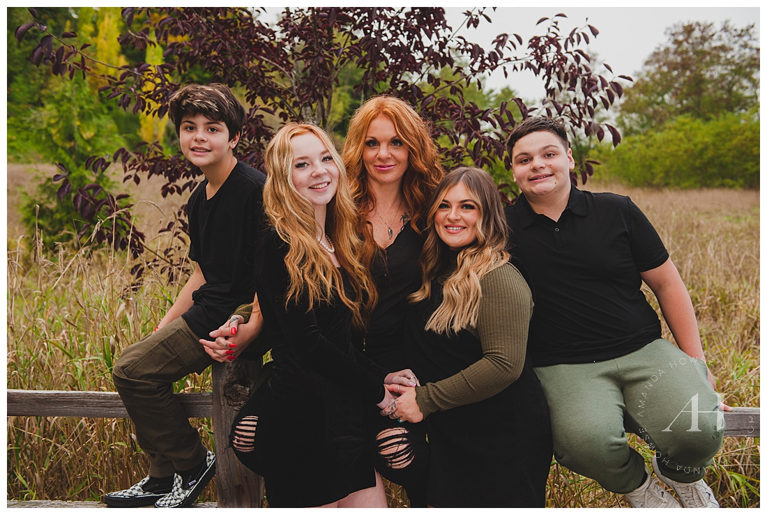 Green and Black Family Portraits | Amanda Howse Photography