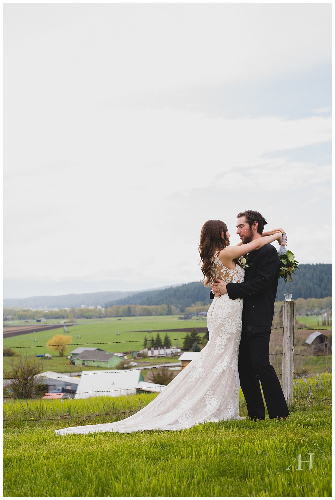Scenic Wedding Portraits in Cle Elum, WA. | Photographed by the Best Tacoma Wedding Photographer Amanda Howse Photography